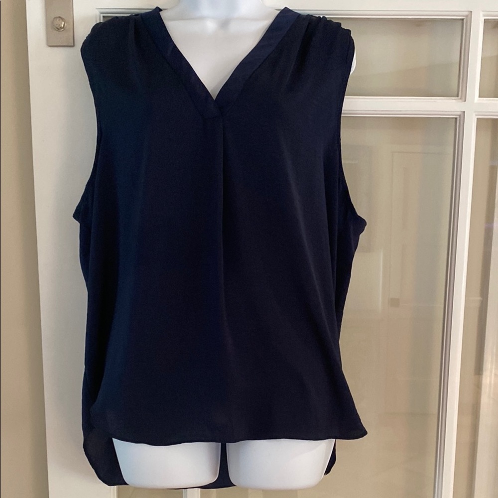 Navy Relaxed Sleeveless Blouse Vince Camuto